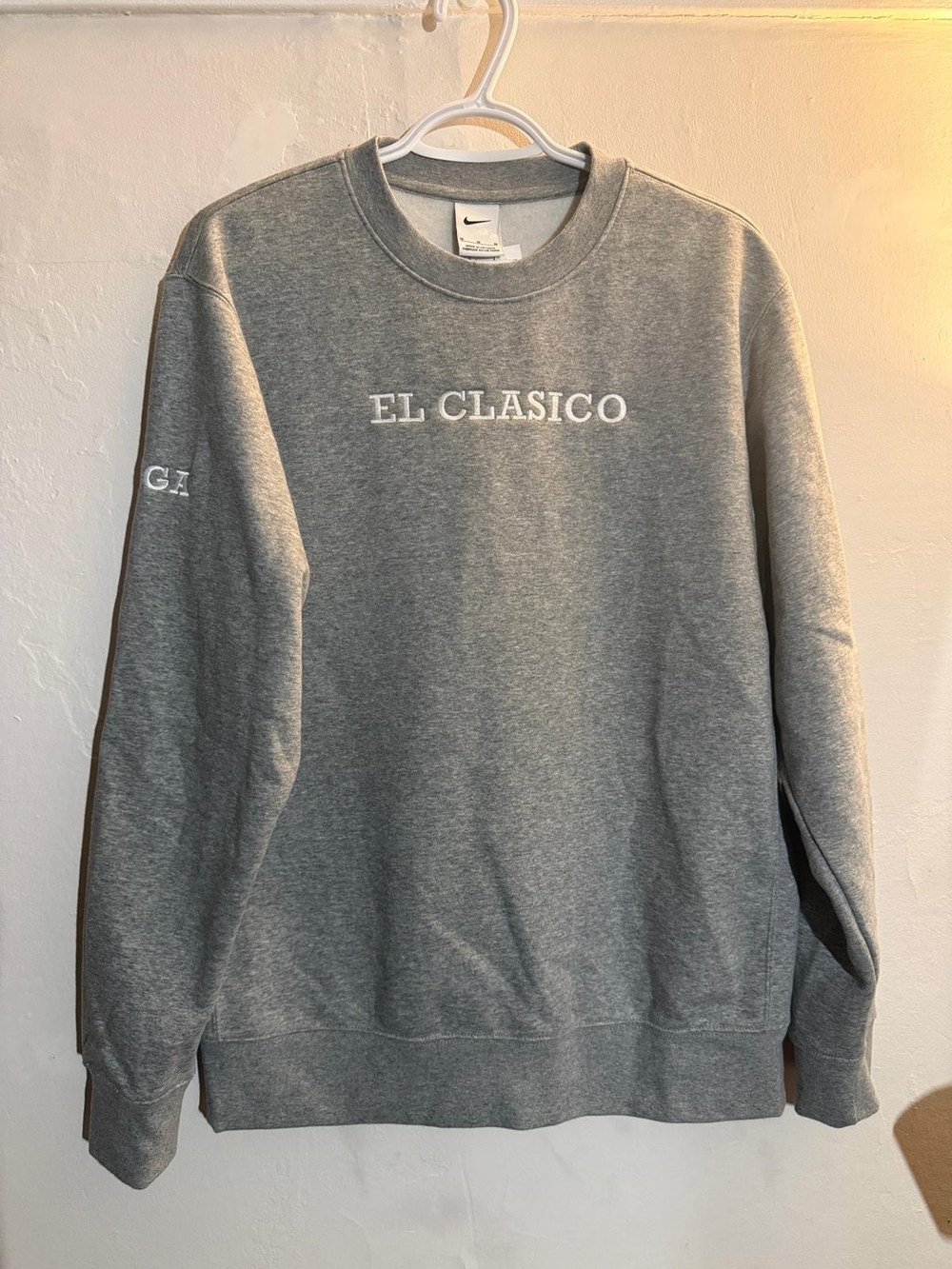Nike Men’s EL CLASICO Crewneck Sweatshirt - Grey